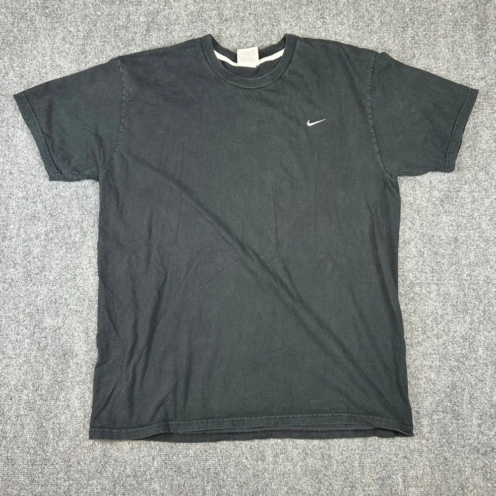 Vintage Y2K Nike Mens XL T-Shirt Black Short Sleeve Embroidered‎ Swoosh Logo
